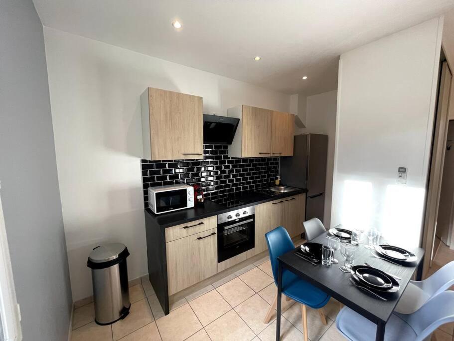 Appartement T2 Pour 3 Personnes Marseille Exteriör bild
