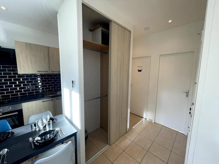 Appartement T2 Pour 3 Personnes Marseille Exteriör bild